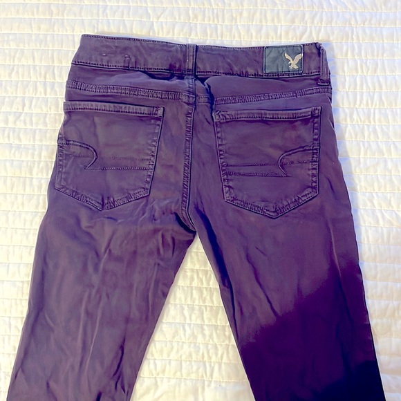 American eagle outfitters Plum Purple Jegging skinny Jeans size 2 Super stretch - Picture 2 of 3